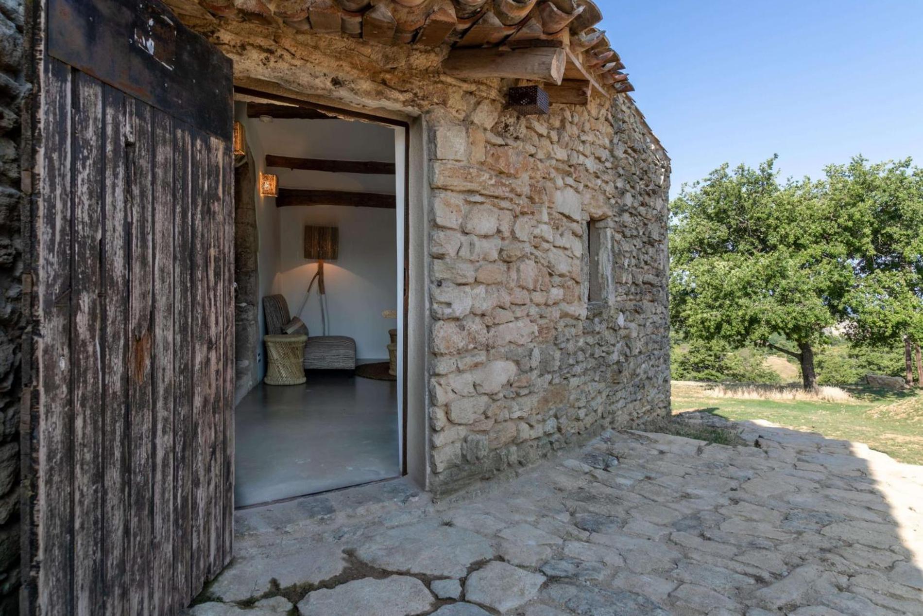 Le Domaine Du Castellas Sivergues Exterior foto